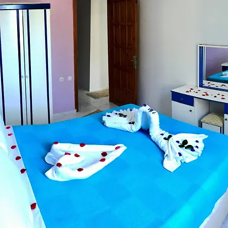Nehir Aparthotel 3*