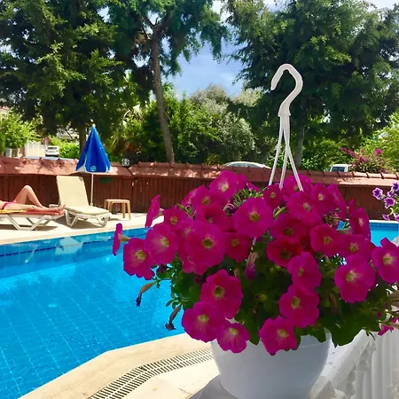Nehir Aparthotel 3*